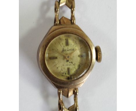 Accurist, a 9ct gold ladies manual wind wristwatch, 10.5gm gross 