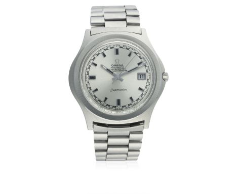 A GENTLEMAN'S STAINLESS STEEL OMEGA SEAMASTER AUTOMATIC CHRONOMETER BRACELET WATCH CIRCA 1970, REF. 168.050 WITH OMEGA REPAIR