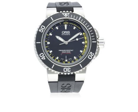 A GENTLEMAN'S STAINLESS STEEL ORIS AQUIS DEPTH GAUGE DIVERS WRIST WATCH DATED 2013, REF. 7675 COMPLETE WITH BOX SET, PAPERS, 