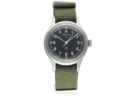 A GENTLEMAN'S STAINLESS STEEL BRITISH MILITARY HAMILTON RAF PILOTS WRIST WATCH CIRCA 1960sD: Black dial with Arabic numerals 