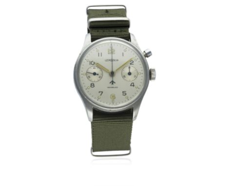 A RARE GENTLEMAN'S STAINLESS STEEL BRITISH MILITARY LEMANIA SINGLE BUTTON ROYAL NAVY CHRONOGRAPH WRIST WATCH CIRCA 1940s FIRS