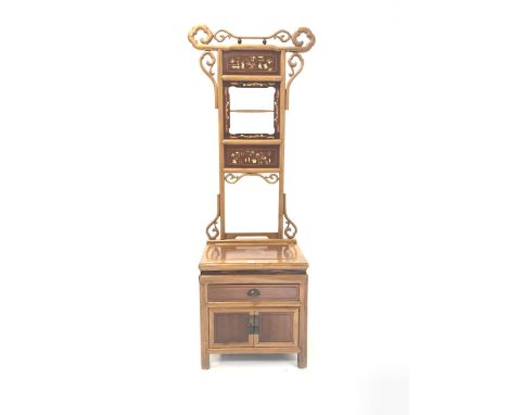 20th century Chinese hardwood hall stand, the raised back with applied scroll carved decoration and marquetry inlay, the bott