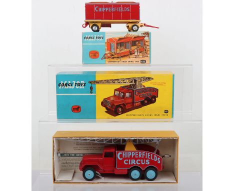 Corgi Major Toy 1121 Chipperfields Circus Crane Truck, red/blue body, silver painted jib, in near  mint original condition, w