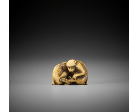 OKAKOTO: A SUPERB IVORY NETSUKE OF TWO MONKEYS By Yamaguchi Okakoto, signed Okakoto 岡言Japan, Kyoto, late 18th century, Edo pe