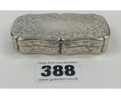 Silver snuff box (1841) 3” x 1.5”, w: 1.7 ozt