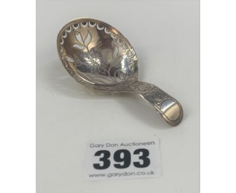 Silver engraved caddy spoon, w: 0.3 ozt