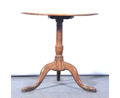 George III oak tripod table, diameter 70cm, height 71cm.