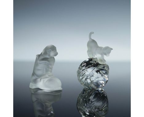 A pair of collectible crystal animal figurines from the Ebeling and Reuss Crystal Signatures line, produced in collaboration 