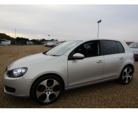 Make &amp; Model: VW Golf SDate of Reg: AD09 USSColour: Silvercc: 1595MoT: 02-11-2021Fuel Type: PETROLMileage: 65kTransmissio