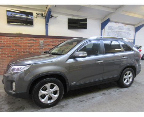 Make &amp; Model: Kia Sorento KX-2 Sat Nav CRDIDate of Reg: YK13 ZBCColour: Silvercc: 2199MoT: 01-03-2021Fuel Type: DIESELMil