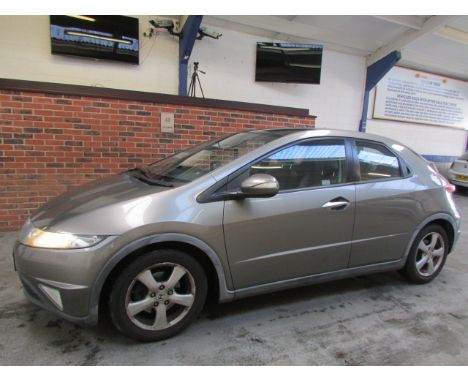 Make &amp; Model: Honda Civic ES IVTECDate of Reg: VO09 LBNColour: Greycc: 1799MoT: 08-04-2021Fuel Type: PETROLMileage: 58kTr