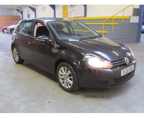 Make &amp; Model: VW Golf Match TDI B-Tech DSGDate of Reg: RJ12 ZGGColour: Blackcc: 1598MoT: 10-08-2021Fuel Type: DIESELMilea