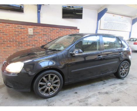Make &amp; Model: VW Golf TDI SDate of Reg: NG06 OTCColour: Blackcc: 1900MoT: 30-06-2021Fuel Type: DIESELMileage: 152kTransmi