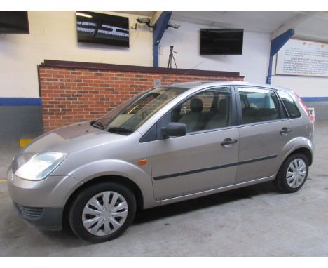 Make &amp; Model: Ford Fiesta LXDate of Reg: YV03 VNRColour: Beigecc: 1388MoT: 17-02-2021Fuel Type: PETROLMileage: 91KTransmi