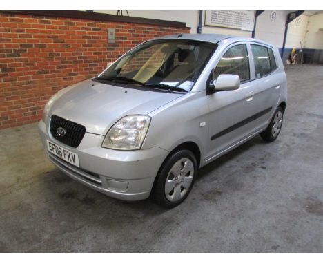 Make &amp; Model: Kia Picanto ZappDate of Reg: EF06 FKVColour: Silvercc: 999MoT: 13-09-2021Fuel Type: PETROLMileage: 62kTrans