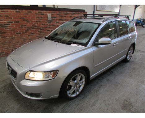 Make &amp; Model: Volvo V50 SE DDate of Reg: LB07 NXEColour: Silvercc: 1560MoT: 03-12-2020Fuel Type: DIESELMileage: 94kTransm