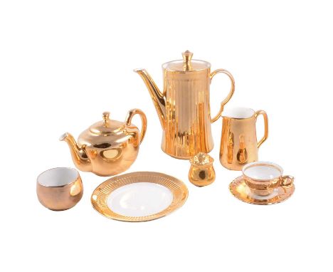 Royal Worcester Gold Lustre part dinner and tea service; together with similar Royal Winton gold lustre wares