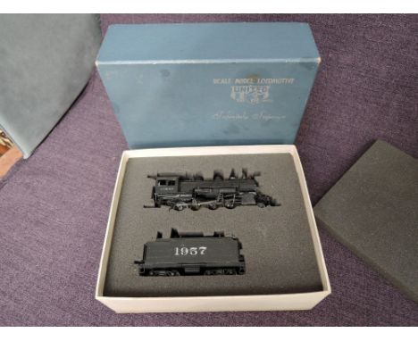A United Scale Model HO scale American Brass AT &amp; SF 2-8-0 Loco &amp; Tender 1957, in original box