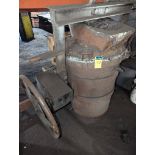 Modern 2000# geared treatment ladle