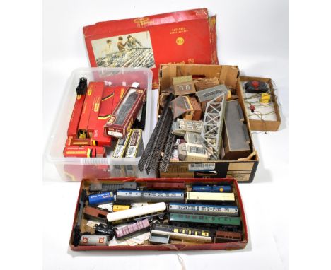 A collection of model railway accessories including AIRFIX GMR ROYAL SCOTS engine and tender 54120-0, Hornby coaches and roll