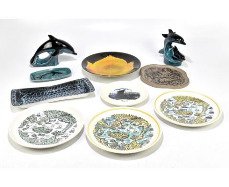POOLE POTTERY; a collection of ceramics including an 'Aegean' charger decorated with a leaf, a quatroform dish 'Autumn', desi