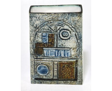 LINDA THOMAS FOR TROIKA POTTERY; a slab vase, decorated with stylised detail and white glazed sides, height 17.5cm,Additional