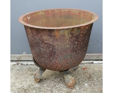 Antique cast metal planter on 3 cast metal feet - H50cm x D52cm 