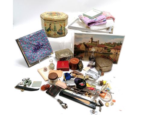 Qty of misc inc heart shaped box, badges, tuning fork, military button etc t/w boxed Liberty scarf, Oriental handkerchieves e