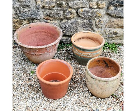 Large planter t/w 3 smaller - largest 52cm diameter 
