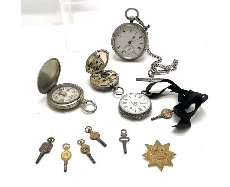 3 x antique silver cased pocket watches (largest by H Pidduck (Hanley) 50mm Chester hallmarked) on a silver hallmarked albert