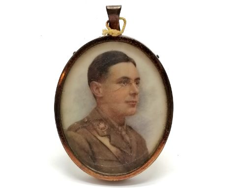 Vintage portrait miniature of a military gentleman wearing glasses - 6.5cm 