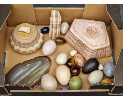 Natural History: a collection of agate and hardstone specimens. 