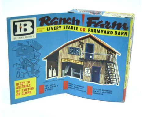 Britains 4720 Wild West Make Up Model Livery Stable/Farmyard Barn, clip together plastic building, with instructions and deca