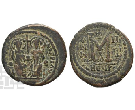 AD 565-578. Theoupolis (Antioch) mint. Dated RY 5 (AD 569/570). 1st officina. [..]STI-NOS P I AV, nimbate figures of Justin a