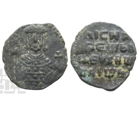 AD 963-969. Constantinople mint. Crowned facing bust, holding labarum with right hand and globus cruciger with left / [⧾] ҺIC
