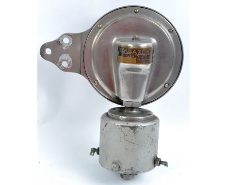 An original vintage classic car believed Rolls Royce ' Klaxon Ltd ' made electric car horn. Retains original maker's plaque t