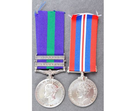 WWII Second World War Interest - a medal pair awarded to one 22208982 Bdr R. L. Doyle of the Royal Artillery. Comprising his 