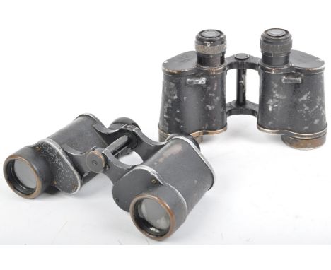 Two WWII Second World War Third Reich German Heer / Army issue Dienstglas 6x30 field binoculars. One pair having makers mark 