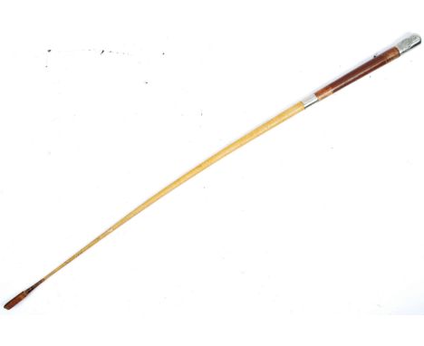An early 20th Century Boer War interest Royal Gloucestershire Hussars officers cavalry riding crop / whip. The whip having a 