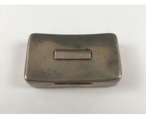 A George III silver pocket snuff box, of rectangular section, contoured to the body, the lid bearing an applied vacant tablet