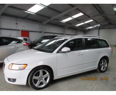 Make &amp; Model: Volvo V50 SE Edition DriveDate of Reg: GJ12 EXOColour: Whitecc: 1560MoT: 09-11-2021Fuel Type: DIESELMileage