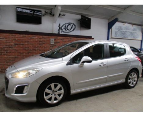 Make &amp; Model: Peugeot 308 Active HDIDate of Reg: LT61 FMUColour: Silvercc: 1560MoT: 17-03-2022Fuel Type: DIESELMileage: 8