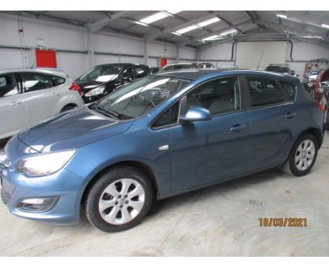 Make &amp; Model: Vauxhall Astra DesignDate of Reg: FL14 HWBColour: Bluecc: 1398MoT: 30-03-2021Fuel Type: PETROLMileage: 58kT