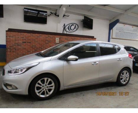 Make &amp; Model: Kia Ceed 3 EcoDate of Reg: AF62 KLLColour: Silvercc: 1591MoT: 03-12-2020Fuel Type: PETROLMileage: 71kTransm