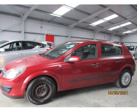 Make &amp; Model: Vauxhall Astra Life TwinportDate of Reg: KC06 VJYColour: Redcc: 1598MoT: 26-05-2021Fuel Type: PETROLMileage