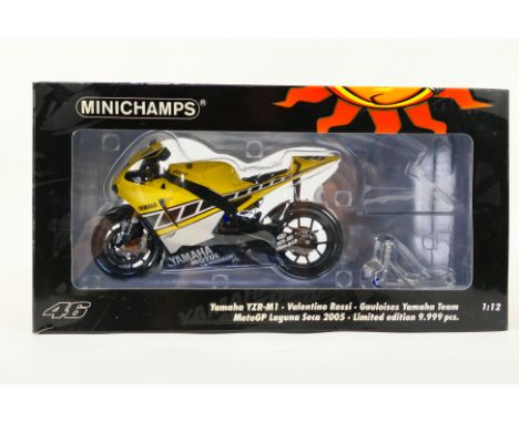 Minichamps - A boxed 1:12 scale Valentino Rossi Collection limited edition Yamaha YZR-M1 2005 Laguna Seca bike # 122053096. T
