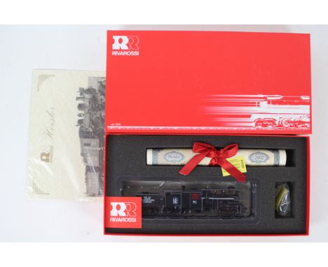 Rivarossi - A boxed HO gauge Heisler 3 truck steam locomotive in St.Regis Paper Company livery # R5468. The model appears Min