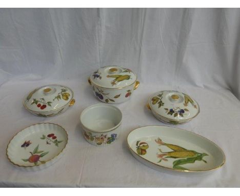 A selection of Royal Worcester Evesham table wares. 