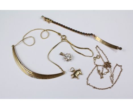 Miscellaneous Gold Jewellery. This lot comprises a 9ct Gold Fine Chain, together with a 9ct gold pig charm, 9ct white stone p