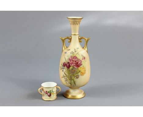 A Royal Worcester Blush Ware Vase, the twin-handled vase painted with dianthus and forget-me-not, approx 22 cms h puce factor
